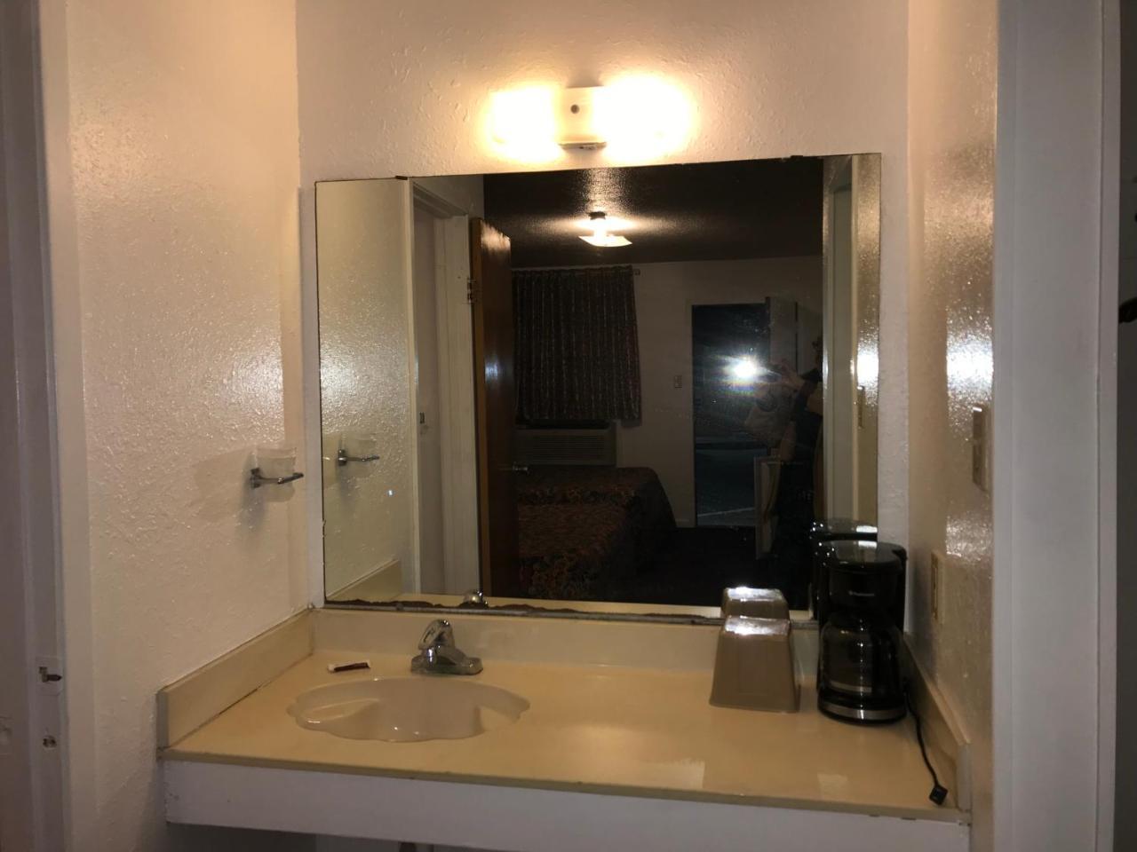 Luxury Inn George West Exterior foto